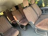 Toyota Hiace 2014 года за 15 000 000 тг. в Атырау – фото 3