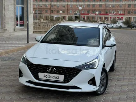 Hyundai Accent 2020 года за 7 800 000 тг. в Актау – фото 2