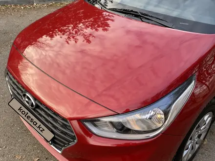 Hyundai Accent 2019 года за 7 755 000 тг. в Костанай – фото 4