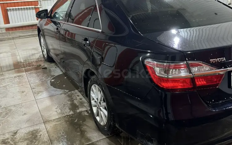 Toyota Camry 2015 годаfor9 800 000 тг. в Павлодар