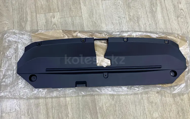 Декоративная накладка кожух замка Toyota Land Cruiser 300 за 85 000 тг. в Астана