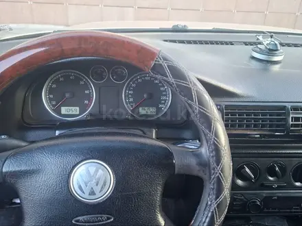 Volkswagen Passat 2003 года за 2 100 000 тг. в Астана – фото 7