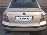 Volkswagen Passat 2003 годаүшін2 100 000 тг. в Астана – фото 5
