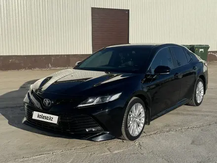 Toyota Camry 2019 года за 10 800 000 тг. в Караганда