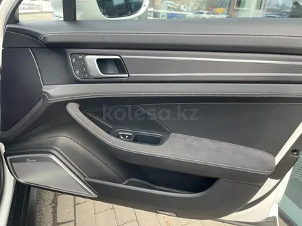 Porsche Panamera 2024 года за 81 000 000 тг. в Алматы – фото 34