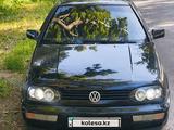 Volkswagen Golf 1995 годаүшін2 400 000 тг. в Алматы – фото 3
