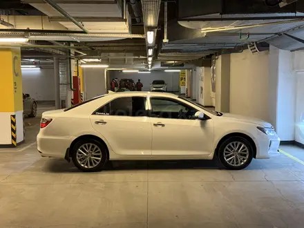 Toyota Camry 2014 года за 10 000 000 тг. в Алматы – фото 11