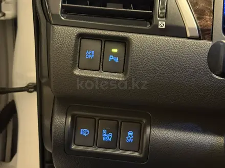 Toyota Camry 2014 года за 10 000 000 тг. в Алматы – фото 20