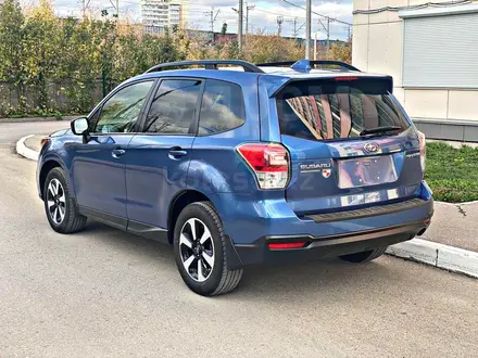 Subaru Forester 2018 года за 6 800 000 тг. в Уральск – фото 2