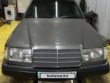 Mercedes-Benz E 200 1992 года за 1 250 000 тг. в Павлодар – фото 2