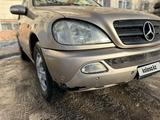 Mercedes-Benz ML 320 2002 годаfor3 500 000 тг. в Астана – фото 4