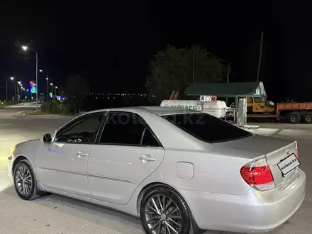 Toyota Camry 2002 года за 5 000 000 тг. в Шымкент – фото 2