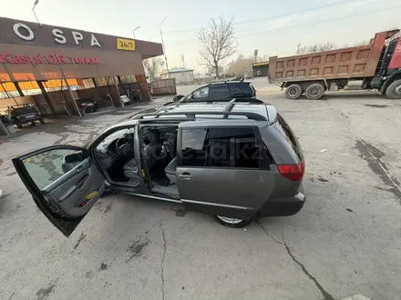 Toyota Sienna 2004 года за 7 500 000 тг. в Алматы – фото 18