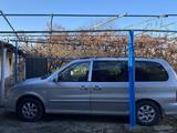 Kia Carnival 2006 года за 2 200 000 тг. в Шымкент – фото 5