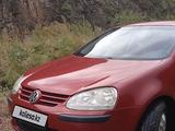 Volkswagen Golf 2005 годаүшін3 500 000 тг. в Есик