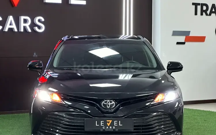 Toyota Camry 2018 года за 12 000 000 тг. в Астана