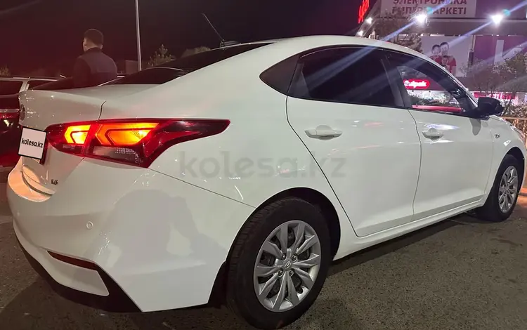 Hyundai Accent 2018 года за 6 500 000 тг. в Астана