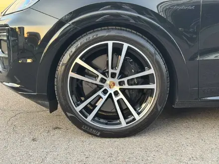 Porsche Cayenne Coupe 2024 года за 97 000 000 тг. в Алматы – фото 26