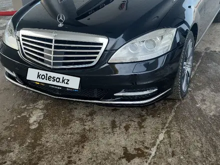 Mercedes-Benz S 500 2013 года за 13 500 000 тг. в Уральск