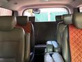 Hyundai Starex 2015 года за 9 000 000 тг. в Атырау – фото 2