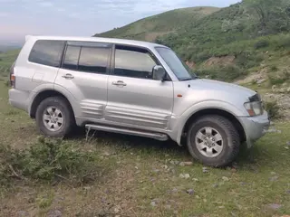 Mitsubishi Pajero, 2001