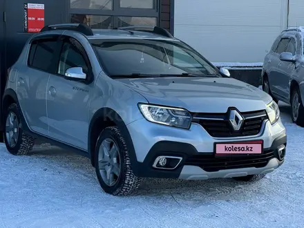 Renault Sandero Stepway 2020 года за 7 290 000 тг. в Караганда – фото 6