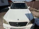 Mercedes-Benz ML 320 2000 года за 2 100 000 тг. в Алматы