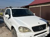 Mercedes-Benz ML 320 2000 года за 2 100 000 тг. в Алматы – фото 4