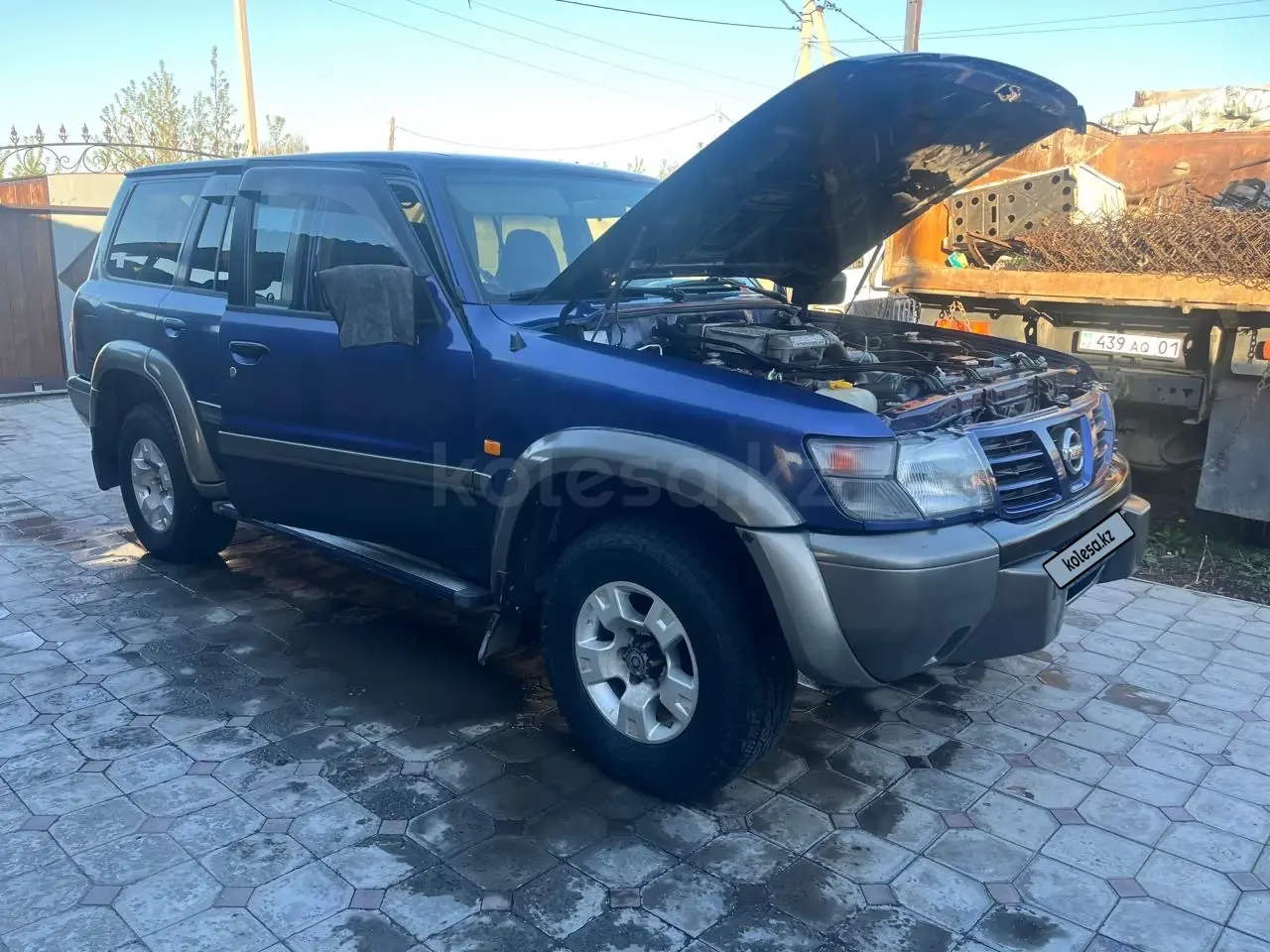 Nissan Patrol, 2000