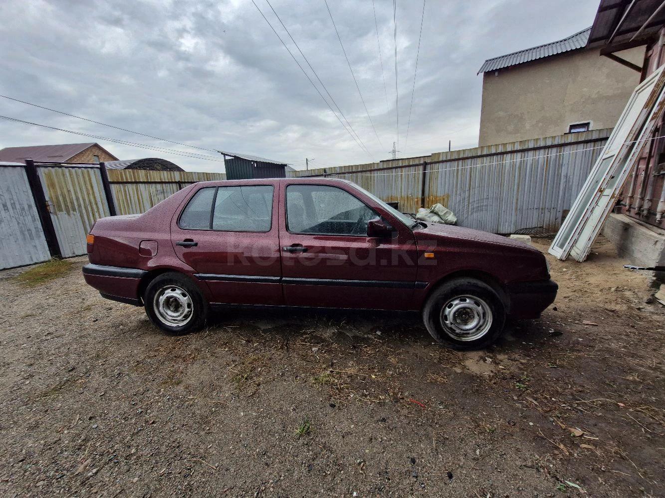 Volkswagen Vento 1993 г.