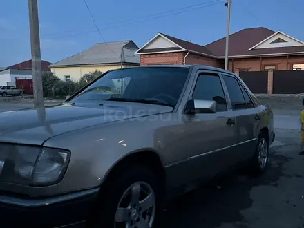 Mercedes-Benz E 230 1991 года за 1 500 000 тг. в Кызылорда – фото 7