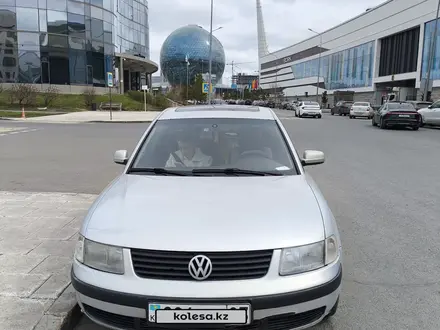 Volkswagen Passat 1999 года за 1 700 000 тг. в Астана – фото 3