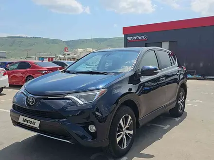 Toyota RAV4 2018 года за 7 500 000 тг. в Алматы – фото 2