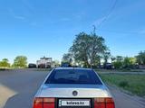 Volkswagen Vento 1993 года за 1 000 000 тг. в Караганда – фото 3