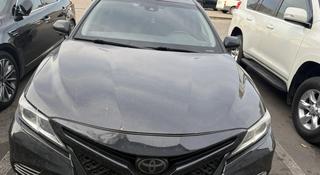 Toyota Camry 2019 года за 11 999 999 тг. в Алматы