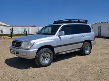Toyota Land Cruiser, 2001