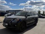 Lexus LX 570 2015 года за 27 000 000 тг. в Астана