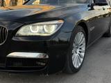 BMW 750 2013 года за 10 200 000 тг. в Кызылорда – фото 5