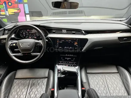 Audi e-tron Sportback 2020 года за 18 295 000 тг. в Алматы – фото 13