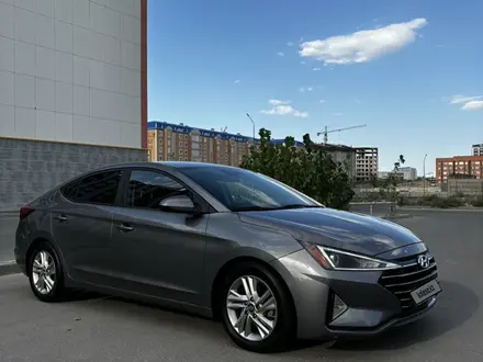 Hyundai Elantra 2019 года за 6 000 000 тг. в Актау – фото 6