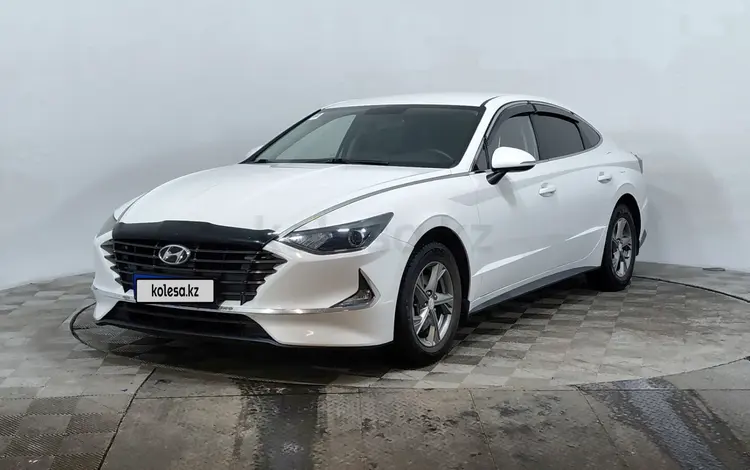 Hyundai Sonata 2020 года за 9 717 000 тг. в Астана