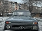 ВАЗ (Lada) Lada 2121 1999 годаүшін1 000 000 тг. в Семей