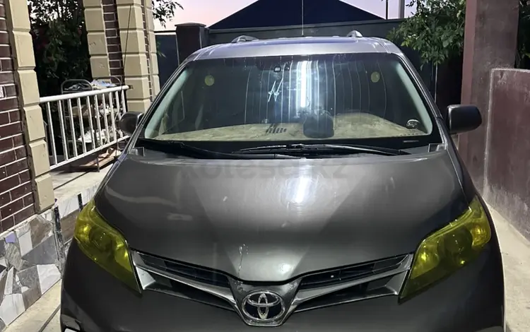 Toyota Sienna 2011 года за 12 000 000 тг. в Актау