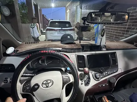 Toyota Sienna 2011 года за 12 000 000 тг. в Актау – фото 6