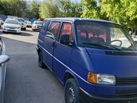 Volkswagen Caravelle 1992 годаүшін2 000 000 тг. в Караганда