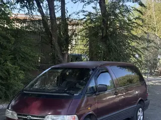 Toyota Previa, 1995