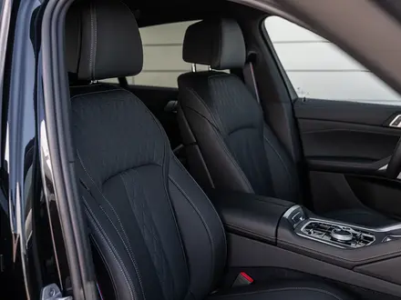 BMW X6 XDrive 40i 2026 года за 91 112 932 тг. в Астана – фото 11