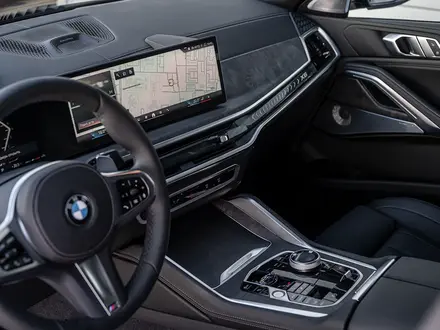BMW X6 XDrive 40i 2026 года за 91 112 932 тг. в Астана – фото 6