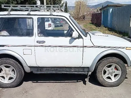 ВАЗ (Lada) Lada 2121 1999 года за 1 800 000 тг. в Алтай – фото 3