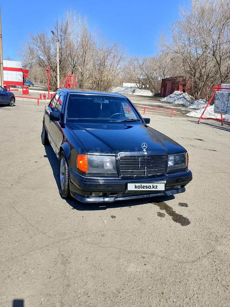 Mercedes-Benz E-Class, 1992